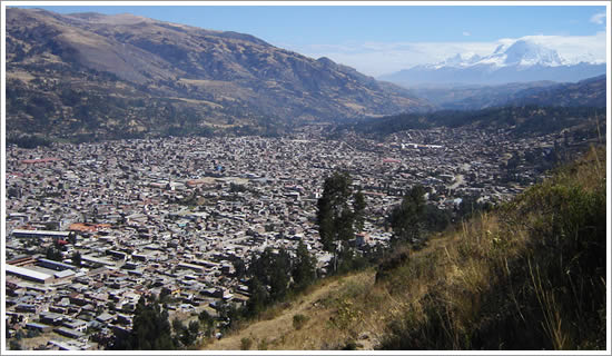 Foto panoramica de Huaraz